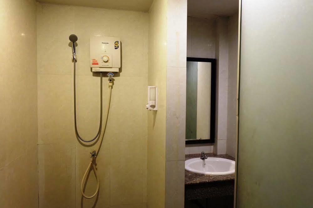 Everest Boutique Hotel Bangkok Eksteriør billede
